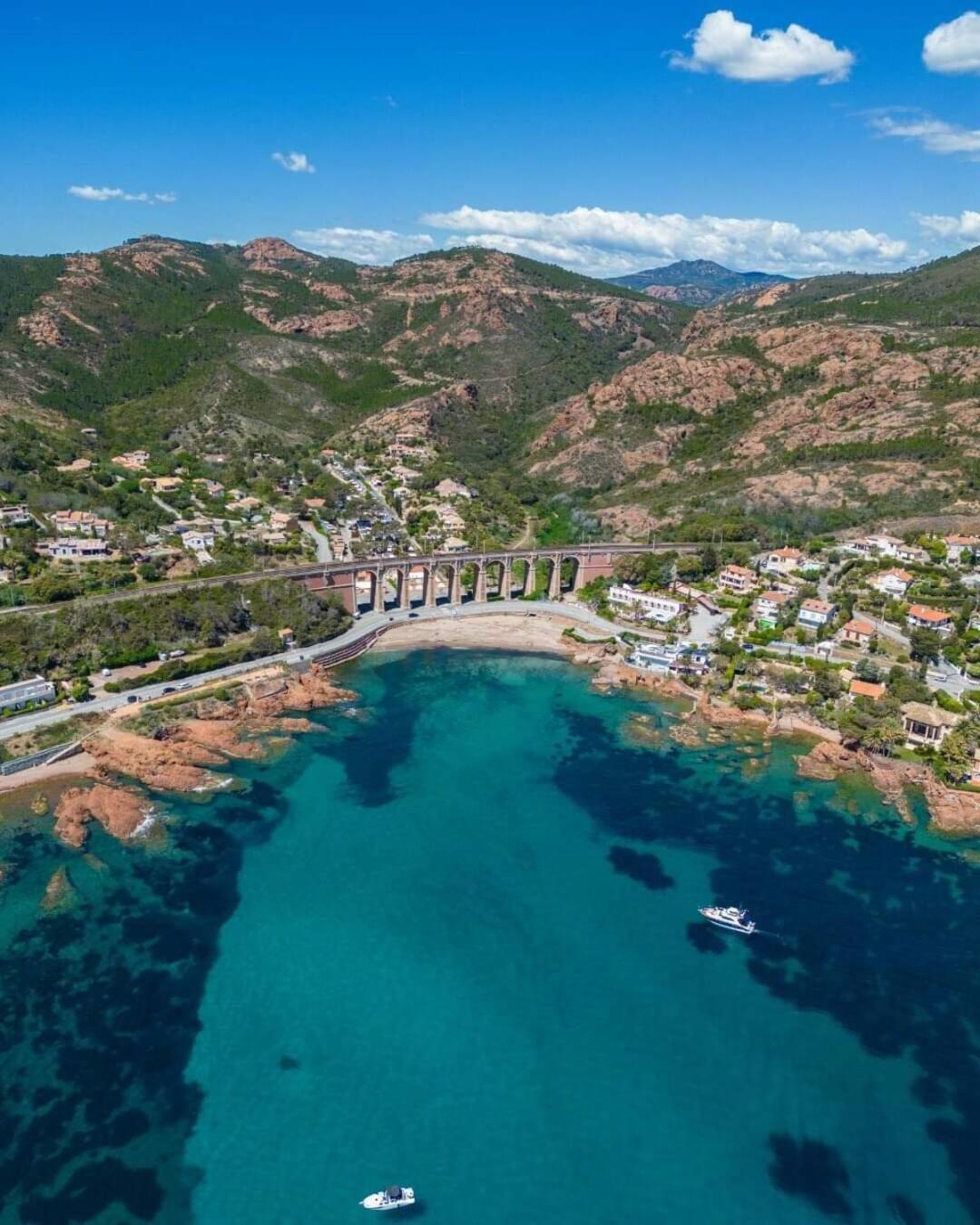 Petit Paradis Vue Mer- Plage Et Calanques A 3 Mn Saint-Raphaël Zewnętrze zdjęcie